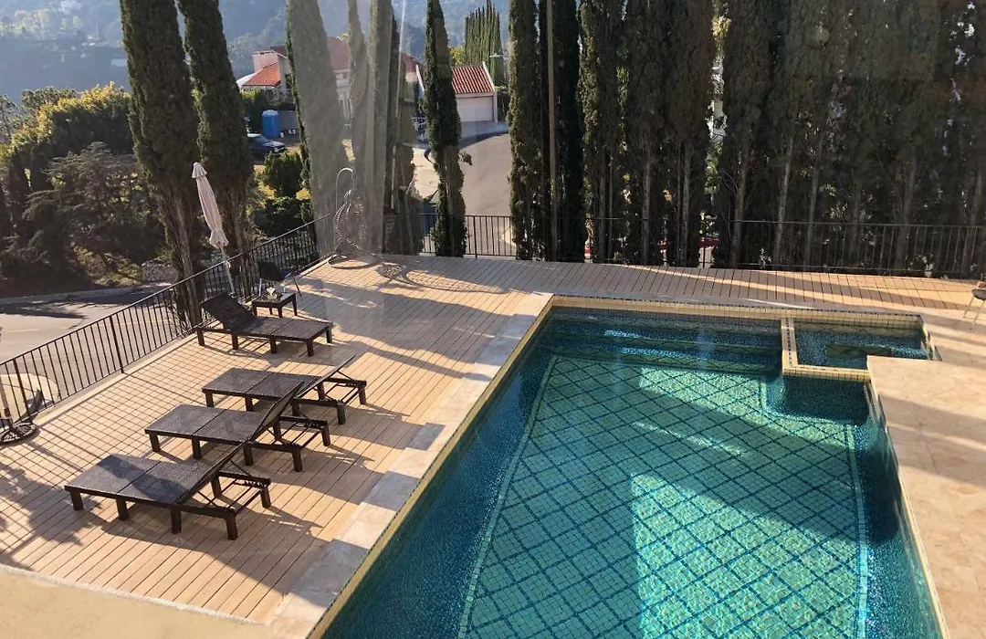 Hollywood Hills Private Room-1